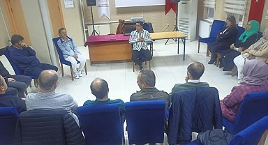 Müdür Güven, Türk Dili ve Edebiyatı Öğretmenleriyle buluştu