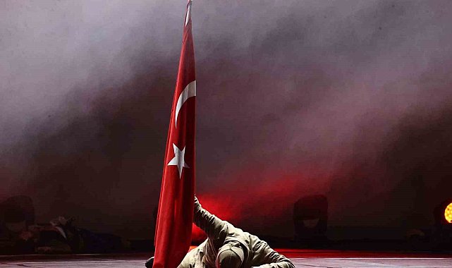 Muhteşem dans tiyatrosu 'Asrın Zaferi' yoğun istek üzerine yeniden sahnede