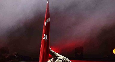 Muhteşem dans tiyatrosu 'Asrın Zaferi' yoğun istek üzerine yeniden sahnede
