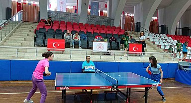 Nazillili özel sporcular madalyaları topladı
