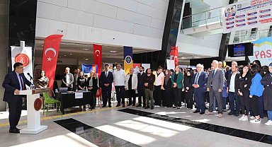 NEVÜ ev sahipliğinde düzenlenen 'Üniversite Tanıtım Fuarı'na yoğun ilgi