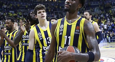 Nigel Hayes-Davis, EuroLeague'de sezonun en iyi 5'ine seçildi