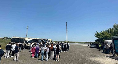 Öğrenciler, belediyenin minibüs zammına karşı eylem başlattı
