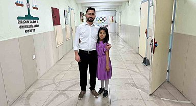 Öğrencisini "Heimlich" manevrasıyla hayata döndüren öğretmen o anları anlattı