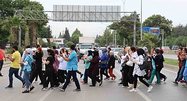 Ölüm yolu için önlem istiyorlar