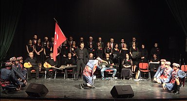 Osmaniye'de Türk Halk Müziği konseri verildi