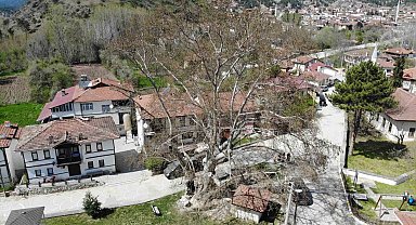 Osmanlının izi, 700 yıldır zamana karşı direniyor