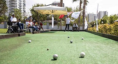 Özel bireyler Ortopedik Engelliler Bocce Turnuvası'nda yarıştı