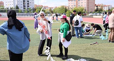 Özel çocuklar uçurtma şenliğinde eğlendi
