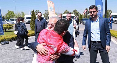Özel gençlere özel asker kınası