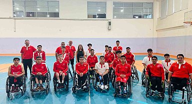 Pamukkale Belediyespor'da İlker Gündüz'e milli davet
