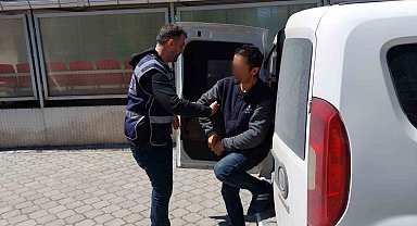 Pencereden girdiği iş yerinden 7 bin lira çalan şahıs asansör makine dairesinde yakalandı