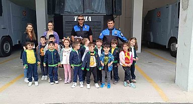 Polis ekipleri 172 öğrenci ile bir araya geldi