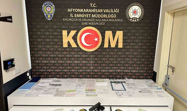 Polis, tefecilikle 25 milyonluk vurgun yapan 9 kişiyi yakaladı