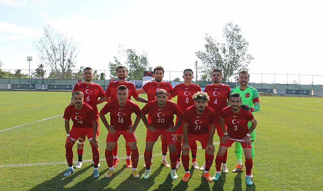 Polonya'yı farklı yenen Türkiye çeyrek finalde