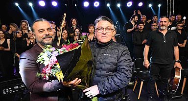 "Akademinin Sesi Korosu"nun Verdiği Konser Büyük Beğeni Topladı