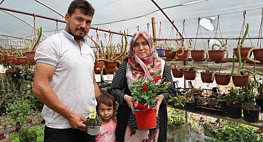 "Bir dal çiçek istediler" o serasını kurup kendi işinin patronu oldu