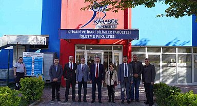 Rektör Kırışık, İktisadi ve İdari Bilimler Fakültesi'ni ziyaret etti