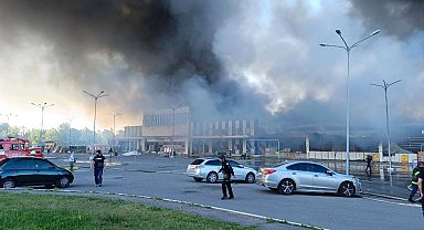 Rusya'dan Ukrayna'da inşaat malzemeleri satan hipermarkete saldırı: 2 ölü