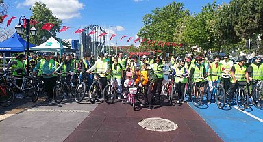 Sağlık için pedallara bastılar