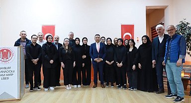 Şair Abdurrahim Karakoç şiirleriyle anıldı