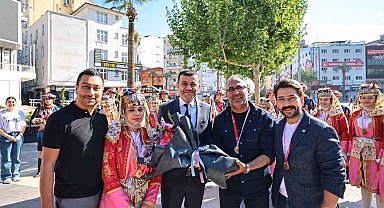 Şampiyonluk sevincini Başkan Çavuşoğlu ile paylaştılar
