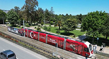 Samsun tramvayları 19 Mayıs'a özel giyindi