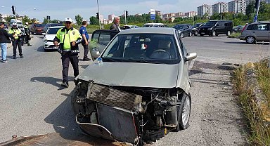 Samsun'da otomobil tır ile çarpıştı: 1 yaralı