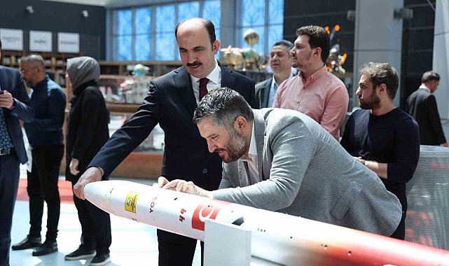 Sanayi ve Teknoloji Bakan Yardımcısı İnan Konya Bilim Merkezi'ndeki çalışmaları inceledi