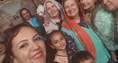 Sandıklı Gönüllü Hanımlar Derneği tiyatro ekibi Mardin'de sahne aldı