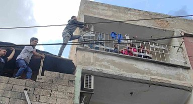 Şanlıurfa'da korkutan yangın: Kadın ve çocukları itfaiye ekipleri kurtardı