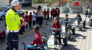 Şaphane'de öğrencilere trafik eğitimi