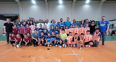 Sarıgöl'de geleneksel çocuk oyunları etkinlikleri tamamlandı