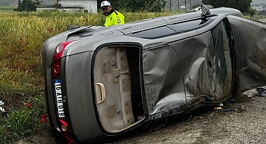 Sarıgöl'de trafik kazası: 3 yaralı