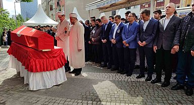 Sarıyer'de trafik kazasında hayatını kaybeden polis memuru Muhammed Erdem Yiğit son yolculuğuna uğurlandı