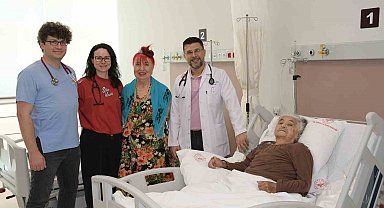 Şehir Hastanesi'nde ''TAVI'' girişimsel tedavi yöntemi ile hastanın kalbine yeni bir kalp kapağı yerleştirildi
