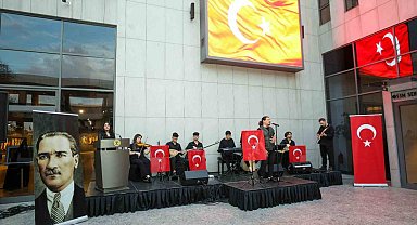 Şehitkamil'de "90'lardan kalan şarkılar" konseri düzenlendi