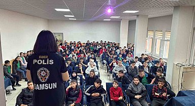 Siber polisi, öğrencileri dijital tehlikelere karşı bilgilendirdi