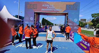 Siirt Belediye sporcusu Uluslararası Yarı Maraton'da dereceye girdi