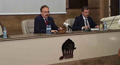 Siirt Valisi Kızılkaya muhtarlarla buluştu