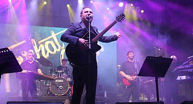 Şırnaklılar 'Gençlik Festivali'nde Ferhat Göçer ile coştu