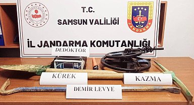Sit alanında kaçak kazı yapan 5 kişi yakalandı