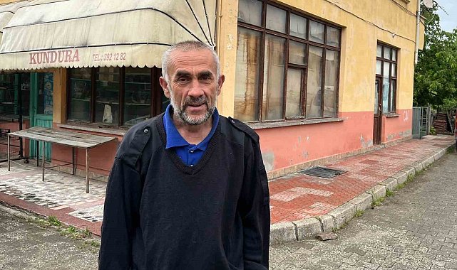 Sokak köpekleri saldırdı, istinat duvarından atlayarak kurtuldu