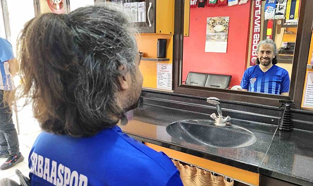 Spor muhabiri sözünü tuttu: 2 yıllık saçını şampiyonluk için kazıttı