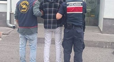 Suç makinesi aranan şahıs jandarmadan kaçamadı
