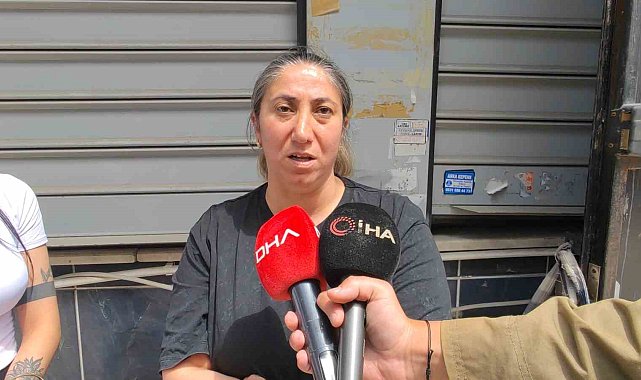 Sultangazi'de tekstil atölyesine el bombası attılar: O anlar kamerada