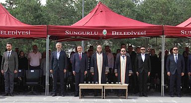 Sungurlu MYO'da mezuniyet coşkusu