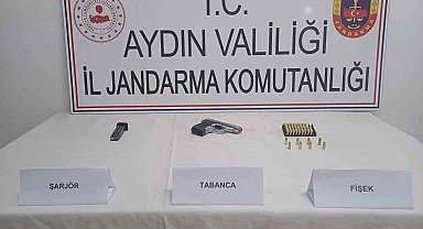 Şüpheli şahsın üzerinden tabanca ele geçirildi