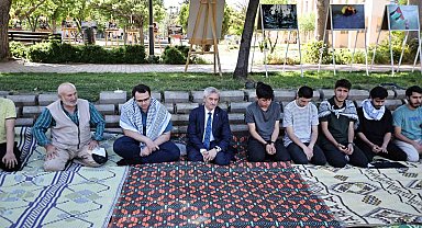 Tahmazoğlu İsrail'i protesto eden üniversite öğrencilerine destek verdi