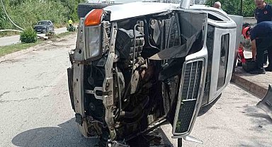Takla atan otomobilin sürücüsü yaralandı